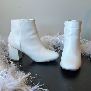 DELICIOUS Clean White Ankle Stacked Womens Boots